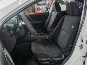Седан Mazda 3 2011 года, 819000 рублей, Тюмень