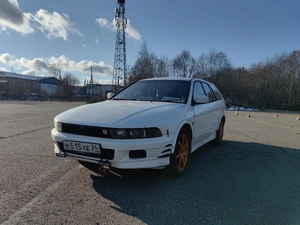 Универсал Mitsubishi Legnum 1998 года, 350000 рублей, Лесосибирск