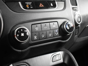 Внедорожник Hyundai ix35 2011 года, 1086100 рублей, Казань