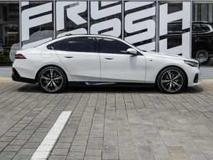 Седан BMW 5 серия 2023 года, 7655880 рублей, Ставрополь