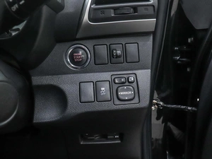 Хетчбэк Toyota Ractis 2011 года, 790000 рублей, Красноярск