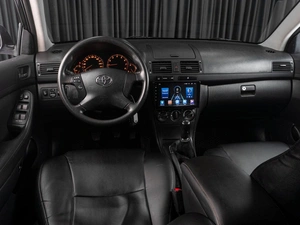 Седан Toyota Avensis 2007 года, 779000 рублей, Тюмень