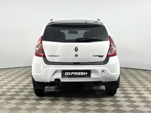 Хетчбэк Renault Sandero 2013 года, 699900 рублей, Казань