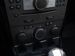 Хетчбэк Opel Astra GTC 2006 года, 425000 рублей, Краснодар