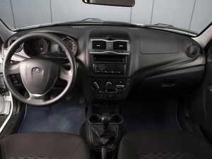 Лифтбек ВАЗ (LADA) Granta 2023 года, 670000 рублей, Омск