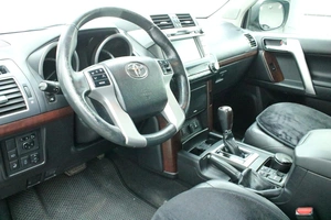 Внедорожник Toyota Land Cruiser Prado 2017 года, 3995000 рублей, Красноярск