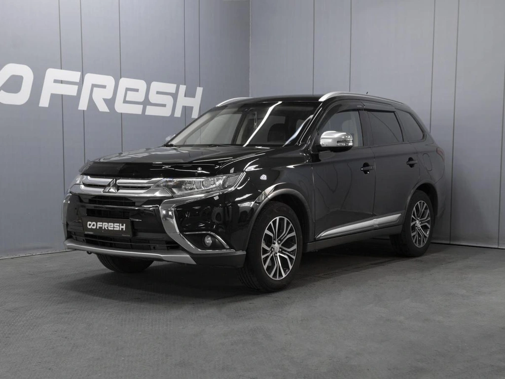 Внедорожник Mitsubishi Outlander 2015 года, 1850000 рублей, Омск