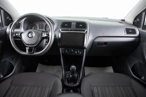 Седан Volkswagen Polo 2015 года, 859000 рублей, Пермь