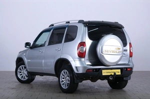 Внедорожник Chevrolet Niva 2016 года, 589000 рублей, Омск