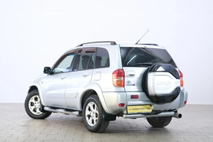 Внедорожник Toyota RAV4 2002 года, 789000 рублей, Омск