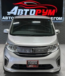 Минивэн Honda Stepwgn 2017 года, 1730000 рублей, Красноярск