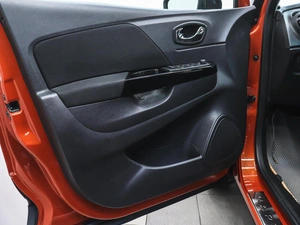 Внедорожник Renault Kaptur 2017 года, 1350000 рублей, Красноярск