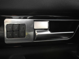 Внедорожник Land Rover Discovery 2014 года, 2296600 рублей, Казань
