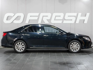 Седан Toyota Camry 2013 года, 1699000 рублей, Сургут