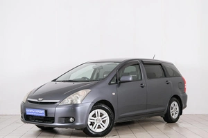 Минивэн Toyota Wish 2004 года, 849000 рублей, Красноярск