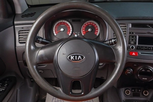 Седан Kia Rio 2011 года, 599000 рублей, Тюмень