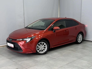 Универсал Toyota Corolla 2019 года, 1720100 рублей, Красноярск