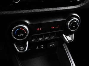 Седан Kia Rio 2017 года, 1369000 рублей, Аксай