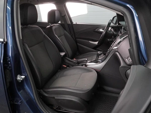 Универсал Opel Astra 2012 года, 1063000 рублей, Воронеж