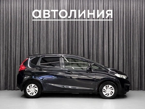 Хетчбэк Honda Fit 2016 года, 1260000 рублей, Красноярск
