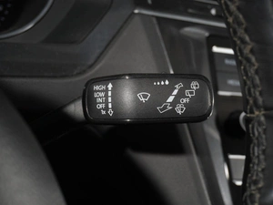 Внедорожник Volkswagen Tiguan 2017 года, 1840444 рублей, Тверь