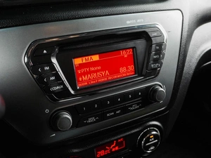 Седан Kia Rio 2014 года, 1174000 рублей, Воронеж