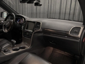 Внедорожник Jeep Grand Cherokee 2013 года, 2390000 рублей, Красноярск