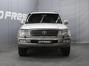 Внедорожник Toyota Land Cruiser 2002 года, 1990000 рублей, Омск