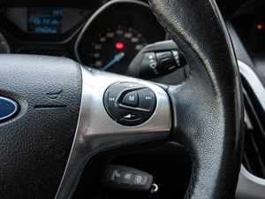 Хетчбэк Ford Focus 2011 года, 790000 рублей, Краснодар