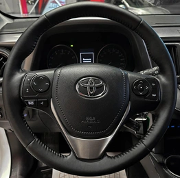 Внедорожник Toyota RAV4 2016 года, 2460000 рублей, Красноярск