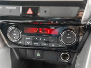 Внедорожник Mitsubishi Eclipse Cross 2018 года, 2250000 рублей, Красноярск