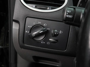 Хетчбэк Ford Focus 2011 года, 849000 рублей, Воронеж