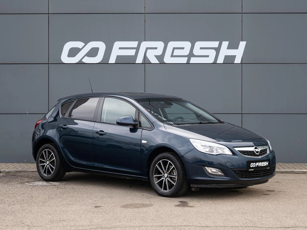 Хетчбэк Opel Astra 2011 года, 695000 рублей, Краснодар