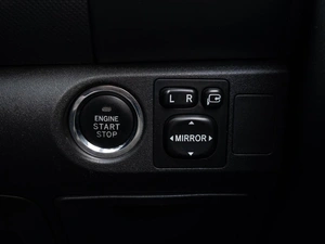 Хетчбэк Toyota Vitz 2005 года, 590000 рублей, Краснодар