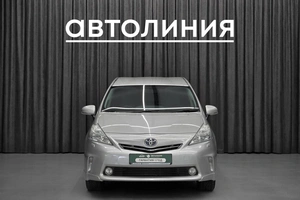 Универсал Toyota Prius Alpha 2011 года, 1100000 рублей, Красноярск