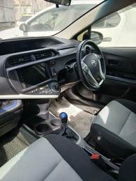 Хетчбэк Toyota Aqua 2013 года, 1093200 рублей, Красноярск