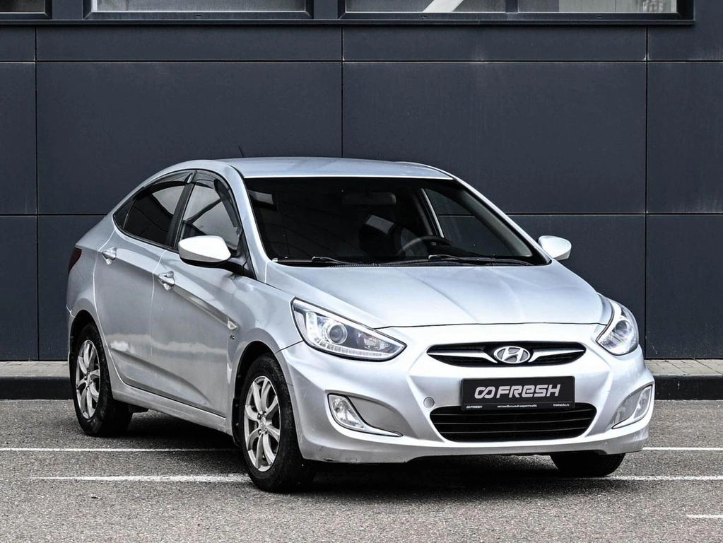 Седан Hyundai Solaris 2013 года, 789000 рублей, Кирилловка