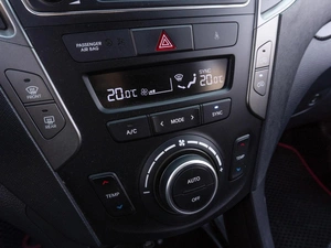 Внедорожник Hyundai Santa Fe 2018 года, 2699000 рублей, Саратов
