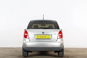 Хетчбэк Skoda Fabia 2012 года, 639000 рублей, Тюмень