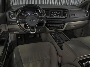 Минивэн Kia Carnival 2017 года, 2740000 рублей, Ставрополь