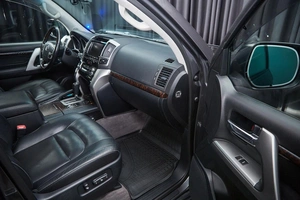 Внедорожник Toyota Land Cruiser 2014 года, 3877000 рублей, Красноярск