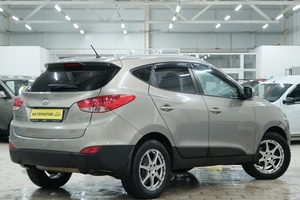 Внедорожник Hyundai ix35 2010 года, 1279000 рублей, Омск