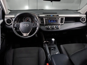 Внедорожник Toyota RAV4 2013 года, 1835992 рублей, Тюмень