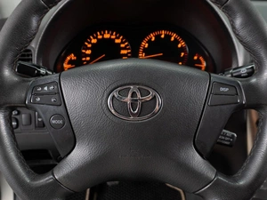 Седан Toyota Avensis 2007 года, 700000 рублей, Тюмень