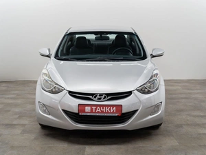 Седан Hyundai Avante 2011 года, 1050000 рублей, Красноярск