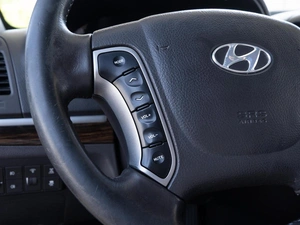 Внедорожник Hyundai Santa Fe 2011 года, 1570000 рублей, Волгоград