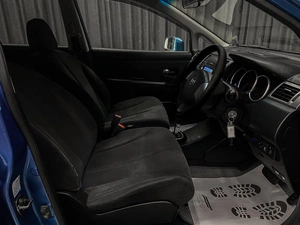 Хетчбэк Nissan Tiida 2007 года, 499000 рублей, Красноярск