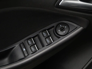 Седан Ford Focus 2018 года, 1273000 рублей, Москва