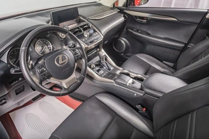 Внедорожник Lexus NX 2019 года, 3399000 рублей, Томск