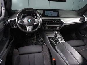 Седан BMW 5 серия 2017 года, 2815000 рублей, Красный Пахарь